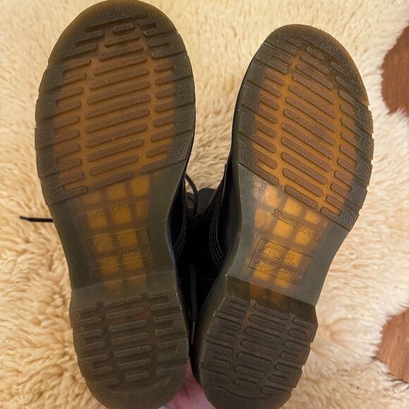 Doc Martens 1460 Smooth Leather Boots - Picture 2 of 3